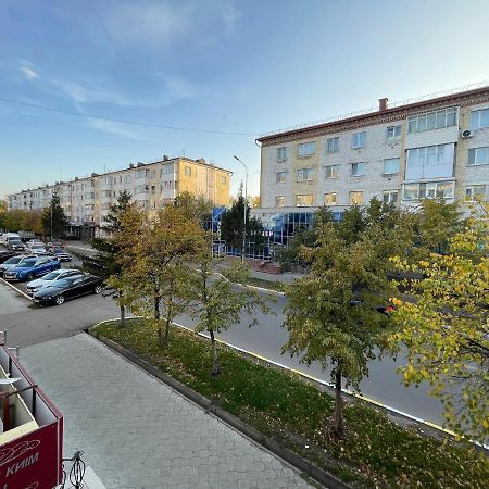 Квартира С Гостиничным Сервисом Бизнес-Класса С Большой Ванной И Smart-Tv Petropavl Exteriör bild