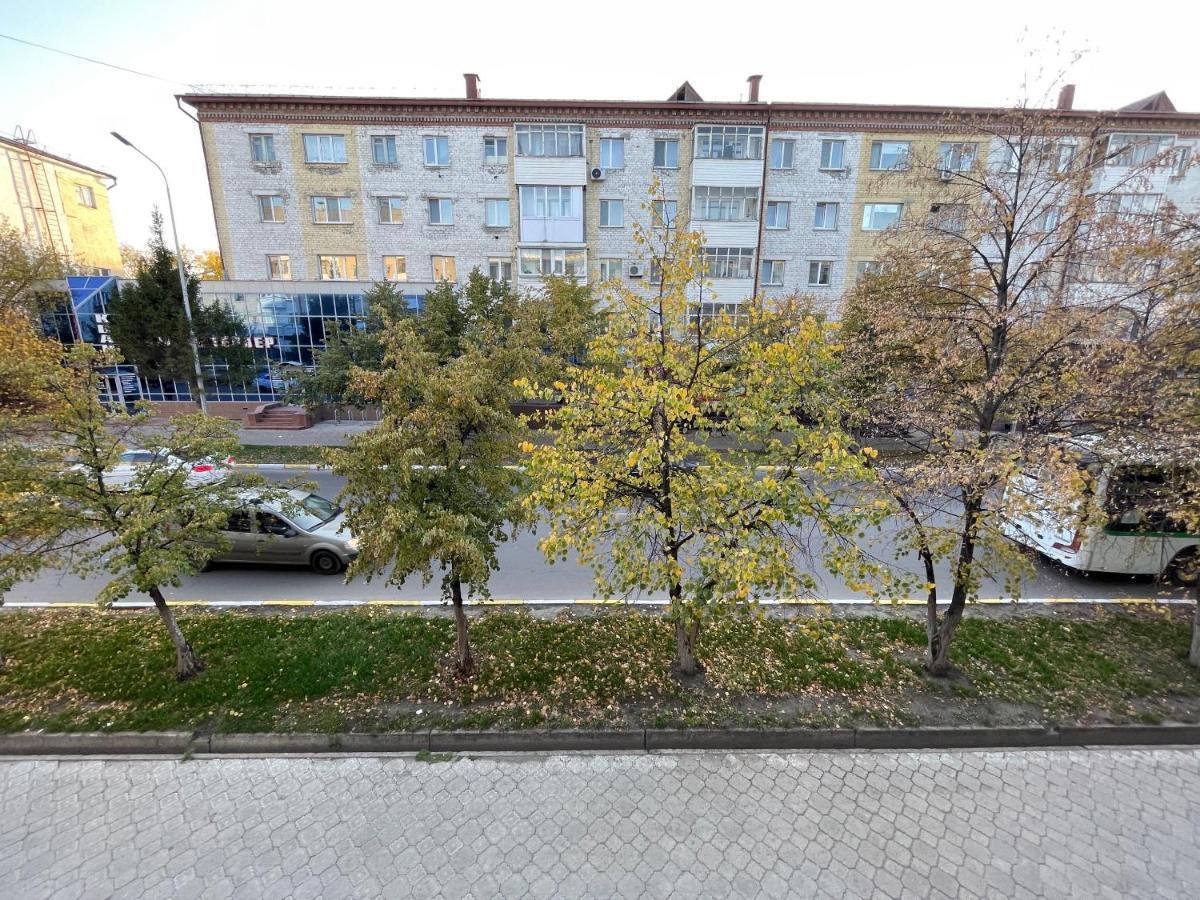 Квартира С Гостиничным Сервисом Бизнес-Класса С Большой Ванной И Smart-Tv Petropavl Exteriör bild